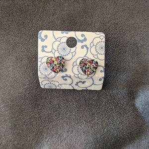 💐 NWOT! Heart Shaped Earrings